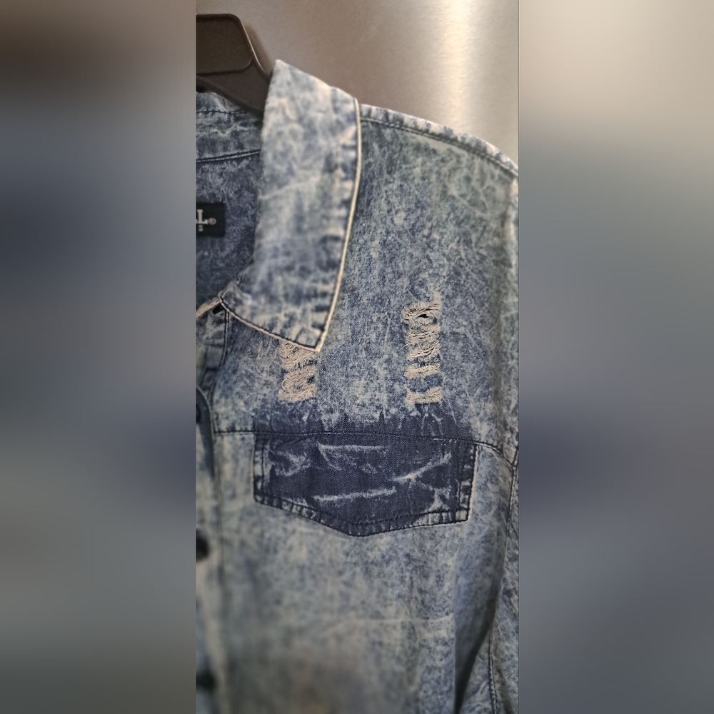 Thrill Jeans Button Front Destroyed Distressed De… - image 2